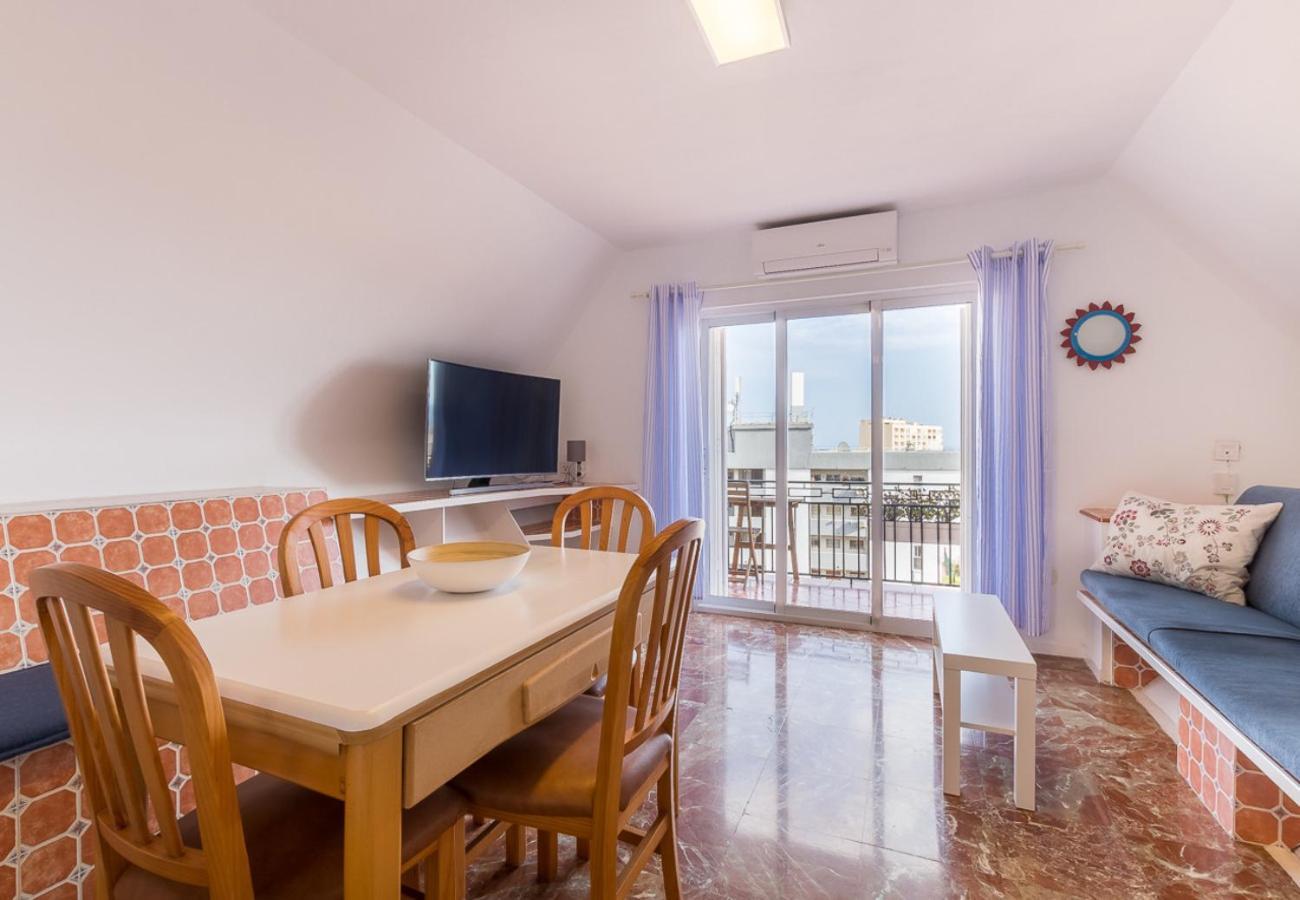 Reformado Apartamento En El Centro Con Vista Al Mar Torremolinos Zewnętrze zdjęcie
